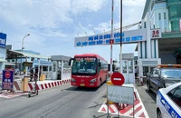 Cần Thơ: Nhiều xe rước khách nhưng không đưa vé cho hành khách