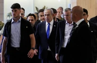 Thủ tướng Israel gặp khó với loạt cáo buộc bủa vây