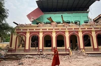 Đau lòng câu chuyện các nhà sư giữa động đất Myanmar