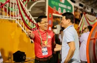 Thực hư HLV Vũ Tiến Thành về CAHN thay Kiatisak