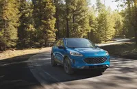 Những chiếc SUV ‘lai’ giá cả phải chăng có thể mua trong năm 2023