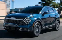 Độc đáo 3 SUV hybrid cỡ nhỏ 2023 tốt hơn xe xăng