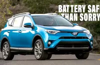 Hơn 2 triệu xe SUV Toyota RAV4 bị thu hồi do pin lỏng