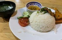 Cơm thừa bảo quản trong tủ lạnh được bao lâu?