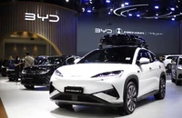 Thị trường ô tô Thái Lan phục hồi mạnh mẽ nhờ 'cơn sốt' xe điện