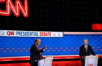 Hậu tranh luận giữa 2 ông Biden - Trump: Bên xoa dịu, bên khuếch trương