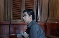Anh em trong nhà đánh nhau, người cha can ngăn bị tử vong