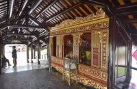 Hình ảnh cầu ngói Thanh Toàn 245 tuổi trước và sau trùng tu