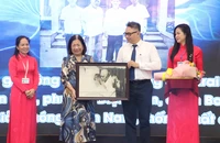 Bảo tàng Tôn Đức Thắng tiếp nhận nhiều tư liệu quý