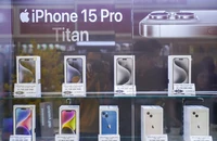 Apple cấp tốc đưa iPhone về Mỹ trước giờ G thuế quan của Trump