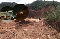 Video điều tra: Xin san gạt rồi biến khu đồi thành mỏ đất 'chui'