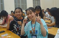 Cận Tết, sinh viên sư phạm ở TP.HCM ‘vỡ òa’ vì nhận tiền hỗ trợ cả trăm triệu đồng