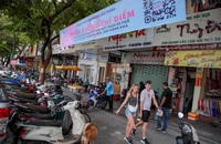 Hình ảnh hè phố thông thoáng sau một tuần quận 1 thí điểm thu phí vỉa hè