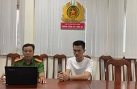 Lý do Khanh super đổ nợ phải đi lừa đảo
