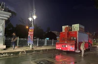 Tìm thấy thi thể người tưới xăng đốt mình rồi nhảy cầu ở quận 6