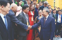 Tổng Bí thư Tô Lâm gặp mặt đoàn kiều bào tiêu biểu về dự Hội nghị người Việt Nam ở nước ngoài toàn thế giới lần thứ tư vào ngày 23-8-2024. Ảnh: TTXVN