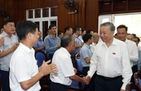 Tổng Bí thư, Chủ tịch nước Tô Lâm với cử tri huyện Văn Giang, tỉnh Hưng Yên.
