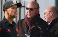 Ten Hag gặp nhà Glazer khi thông tin mới về việc bán MU xuất hiện
