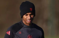 Rashford rời khỏi sân tập của MU