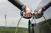 Pin ô tô điện có tuổi thọ chỉ 8 năm?