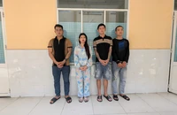 Bắt khẩn cấp nhóm thanh niên đuổi chém người trong quán nhậu ở Thủ Đức