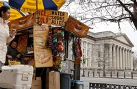Quang cảnh bên ngoài tòa nhà Quốc hội Mỹ ở thủ đô Washington D.C. Ảnh: REUTERS