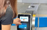 Từ 15-2, người dân có thể dùng thẻ Napas để đi metro số 1