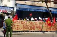 Khách hàng lại vây Công ty Bách Đạt An đòi sổ hồng