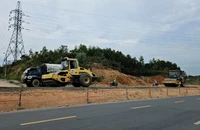 Trễ hạn bàn giao mặt bằng, cao tốc Hòa Liên – Túy Loan phải thi công cầm chừng