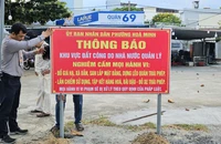 Đà Nẵng rào chắn, phong tỏa dãy quán nhậu lấn chiếm đất công