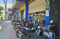 Mừng hụt khi cửa hàng vàng SJC ở Đà Nẵng mở cửa nhưng... không mua bán