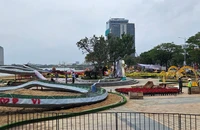 Đà Nẵng mời nghệ nhân Đinh Văn Tâm ở Quảng Trị làm linh vật rắn