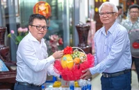Phó Trưởng Ban Tuyên giáo và Dân vận Trung ương thăm các nhà báo lão thành tại Đà Nẵng