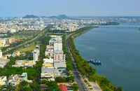 Tổ hợp pháo hoa Đà Nẵng sẽ có cao ốc 183m, sân khấu băng qua đường
