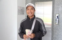 ‘Nhận quà Quốc khánh, tôi thấy rõ sự quan tâm của Nhà nước đến người dân’