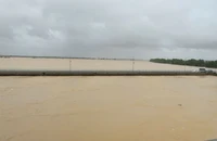 Cầu Câu Lâu ở Đà Nẵng hiện ra sao trước lũ dữ? 