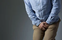 Nhiều nam giới bị cắt tinh hoàn do sưng đau đột ngột