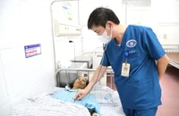 Suy gan do uống thuốc nam theo lời hàng xóm