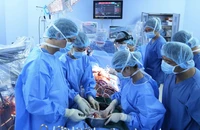 Việt Nam lần đầu ghép tim cho người từng cấy tim nhân tạo bán phần