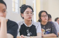 Học sinh, giáo viên ở Hà Nội mong sớm chốt 3 môn thi vào lớp 10