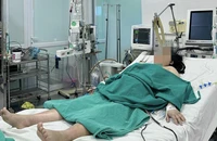 Thai phụ 27 tuổi mắc sốt xuất huyết nặng bất ngờ chuyển dạ