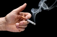 Tại sao không hút thuốc lá vẫn mắc ung thư phổi?