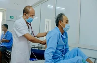Bộ trưởng Bộ Y tế trả lời kiến nghị 'không tăng viện phí'