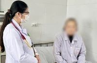 Nhiễm giun sán, người phụ nữ đi ngoài 26 lần chỉ trong 4 giờ