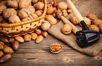Thực hư quả óc chó chữa được ung thư