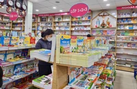 Bộ GD&ĐT trả lời về đề xuất cần 1 bộ sách giáo khoa chung cho cả nước