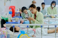 Thiếu hụt hàng trăm nghìn giường bệnh, bác sĩ trong giai đoạn 2021-2030
