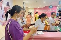 Chuyển đổi số y tế: Thiếu chuẩn chung, quyền lợi người dân bị ảnh hưởng ra sao?