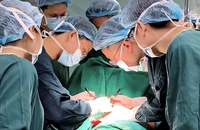 Biến chứng nặng sau phẫu thuật thẩm mỹ: Cảnh báo cho những người làm đẹp