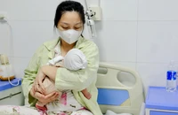 2 triệu đồng và bài toán khuyến sinh khi người trẻ còn nhiều áp lực